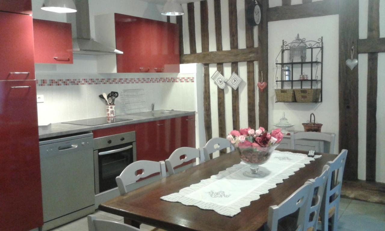 La Petite Maison Dans La Prairie Notre-Dame-du-Touchet ภายนอก รูปภาพ