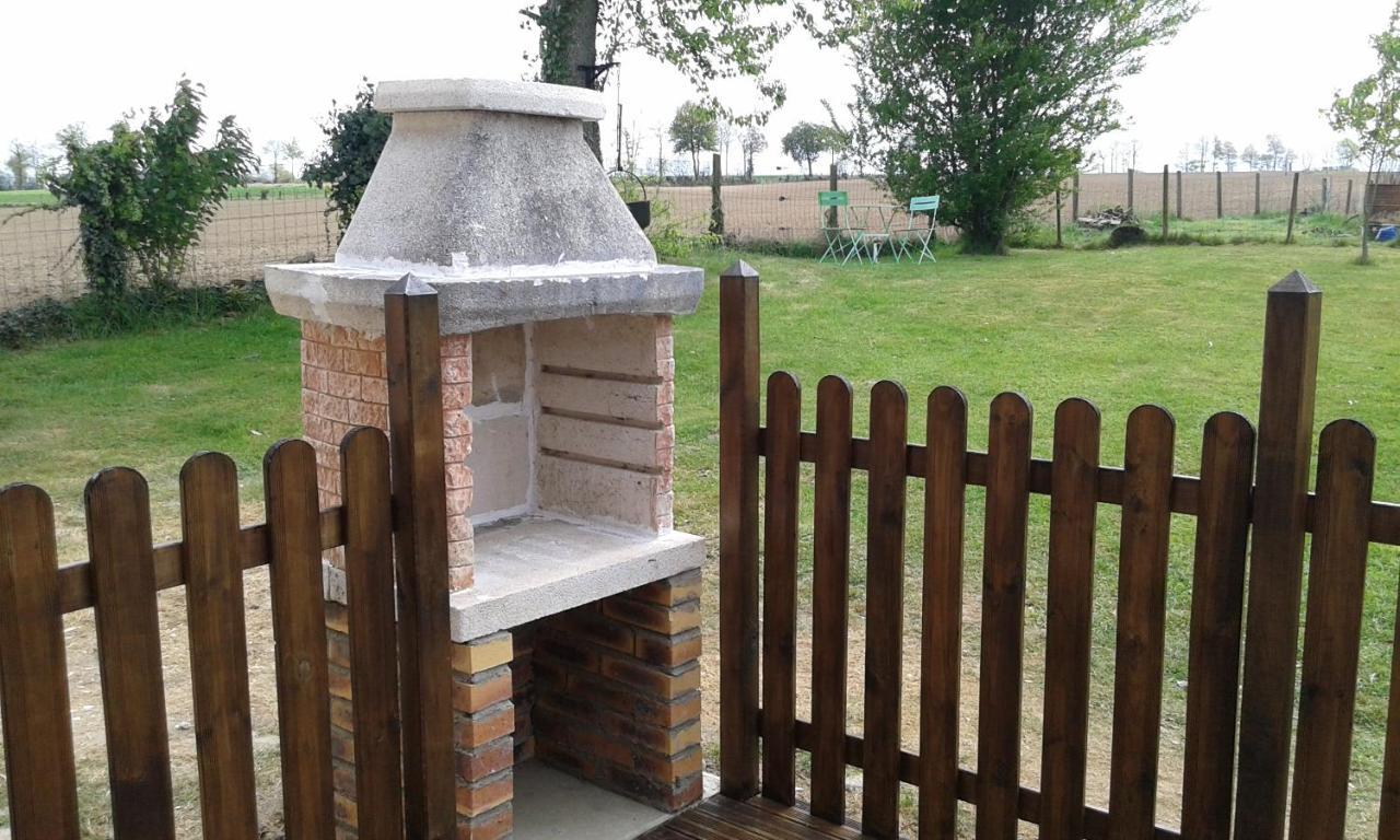 La Petite Maison Dans La Prairie Notre-Dame-du-Touchet ภายนอก รูปภาพ