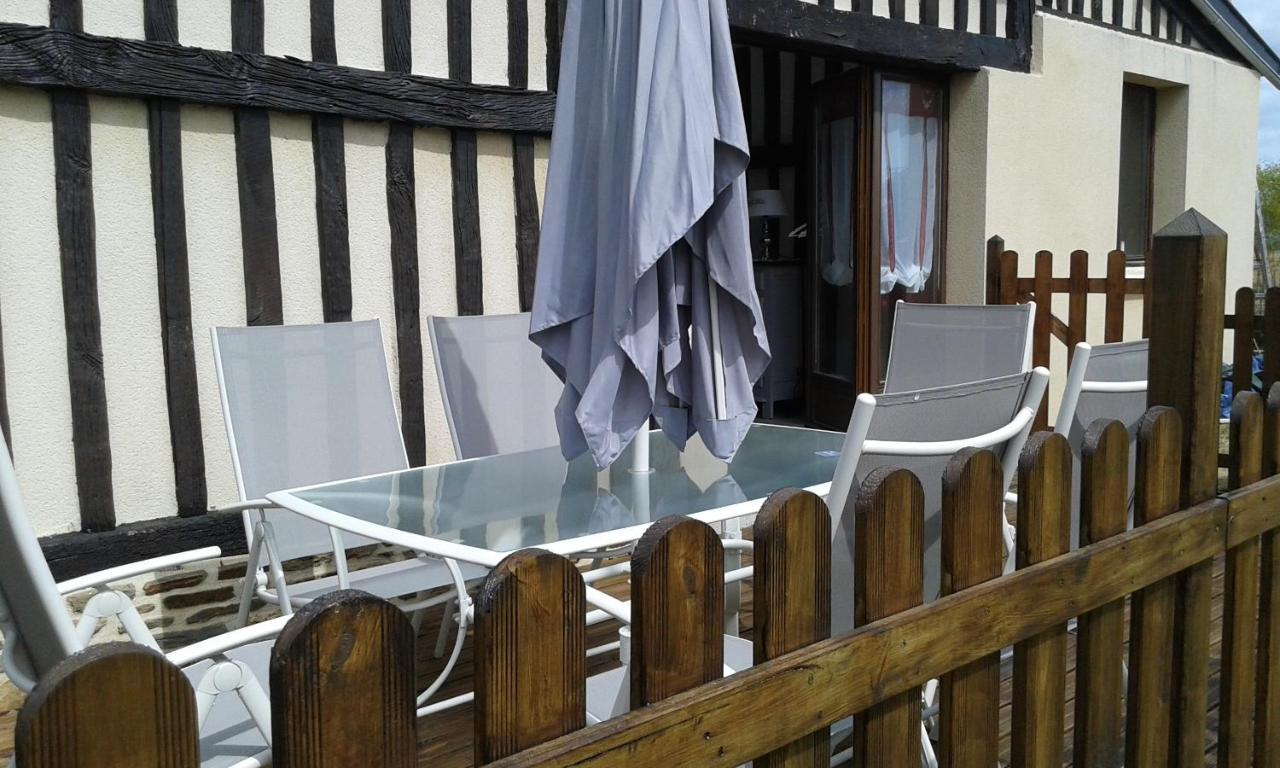La Petite Maison Dans La Prairie Notre-Dame-du-Touchet ภายนอก รูปภาพ