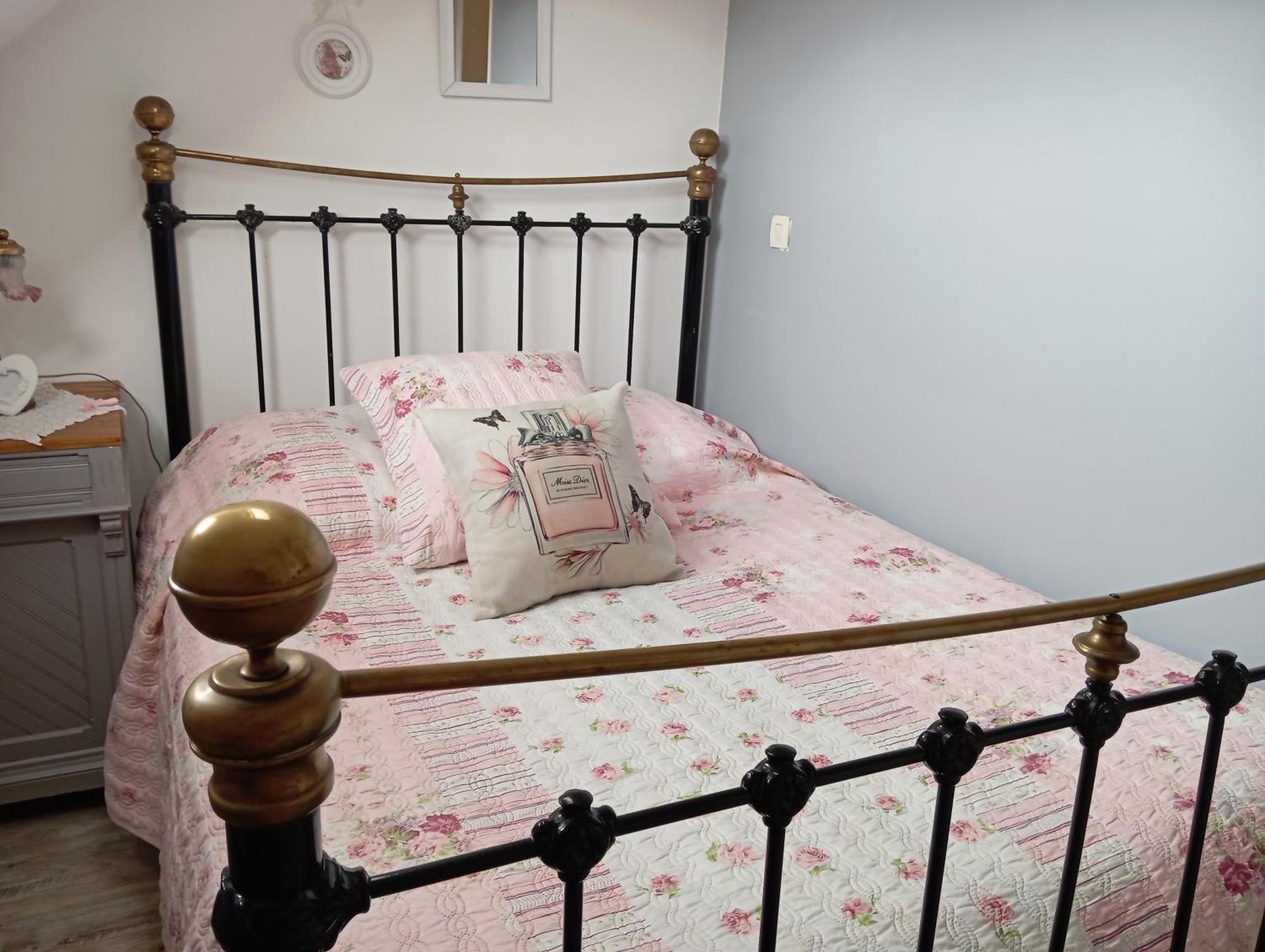 La Petite Maison Dans La Prairie Notre-Dame-du-Touchet ภายนอก รูปภาพ